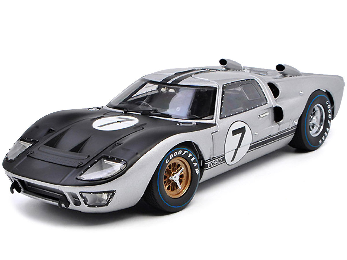 1966 Ford GT-40 MK II #7 Silver 1/18 Diecast Model Car by Shelby Collectibles-0