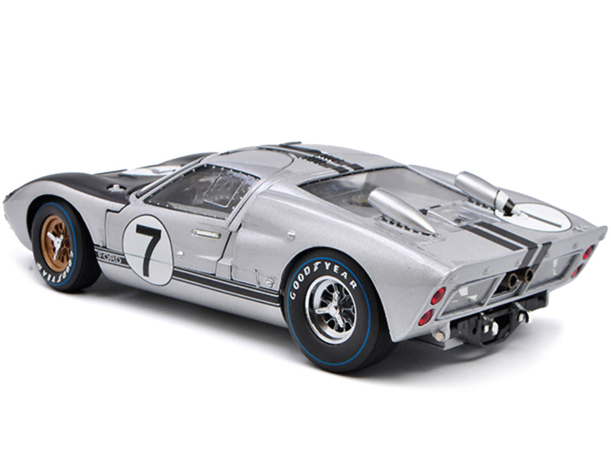 1966 Ford GT-40 MK II #7 Silver 1/18 Diecast Model Car by Shelby Collectibles-1